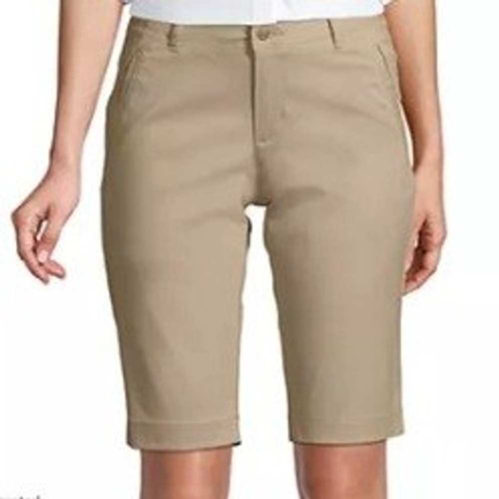 Sonoma Womens Size 4 Mid-Rise Short Chino Khaki Beige Stretch Cotton 9.5" Inseam